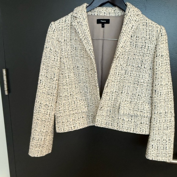 Theory 4 never worn but stored Women's Cream Textured wool tweed plaid Blazer - Picture 4 of 14
